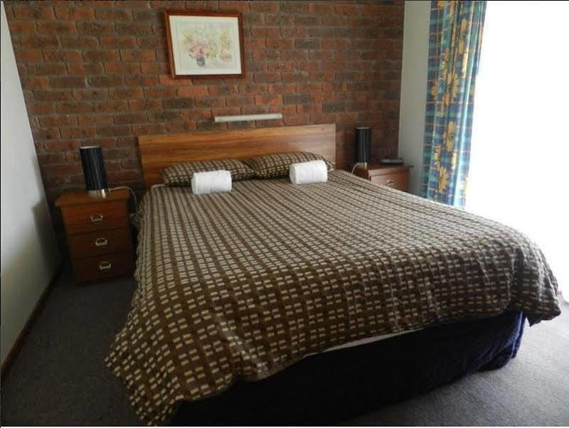 Lakes Jakaranda Holiday Units Lakes Entrance Ngoại thất bức ảnh