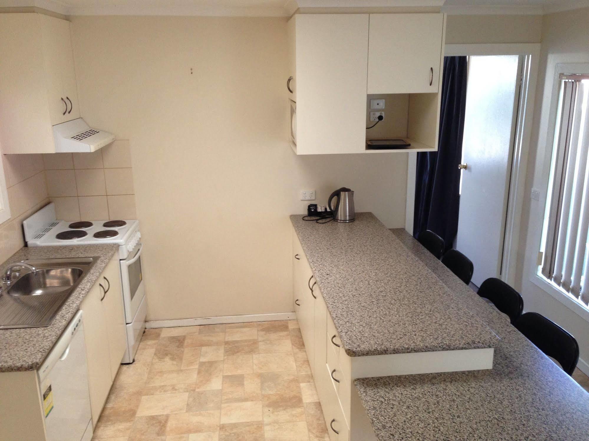 Lakes Jakaranda Holiday Units Lakes Entrance Ngoại thất bức ảnh