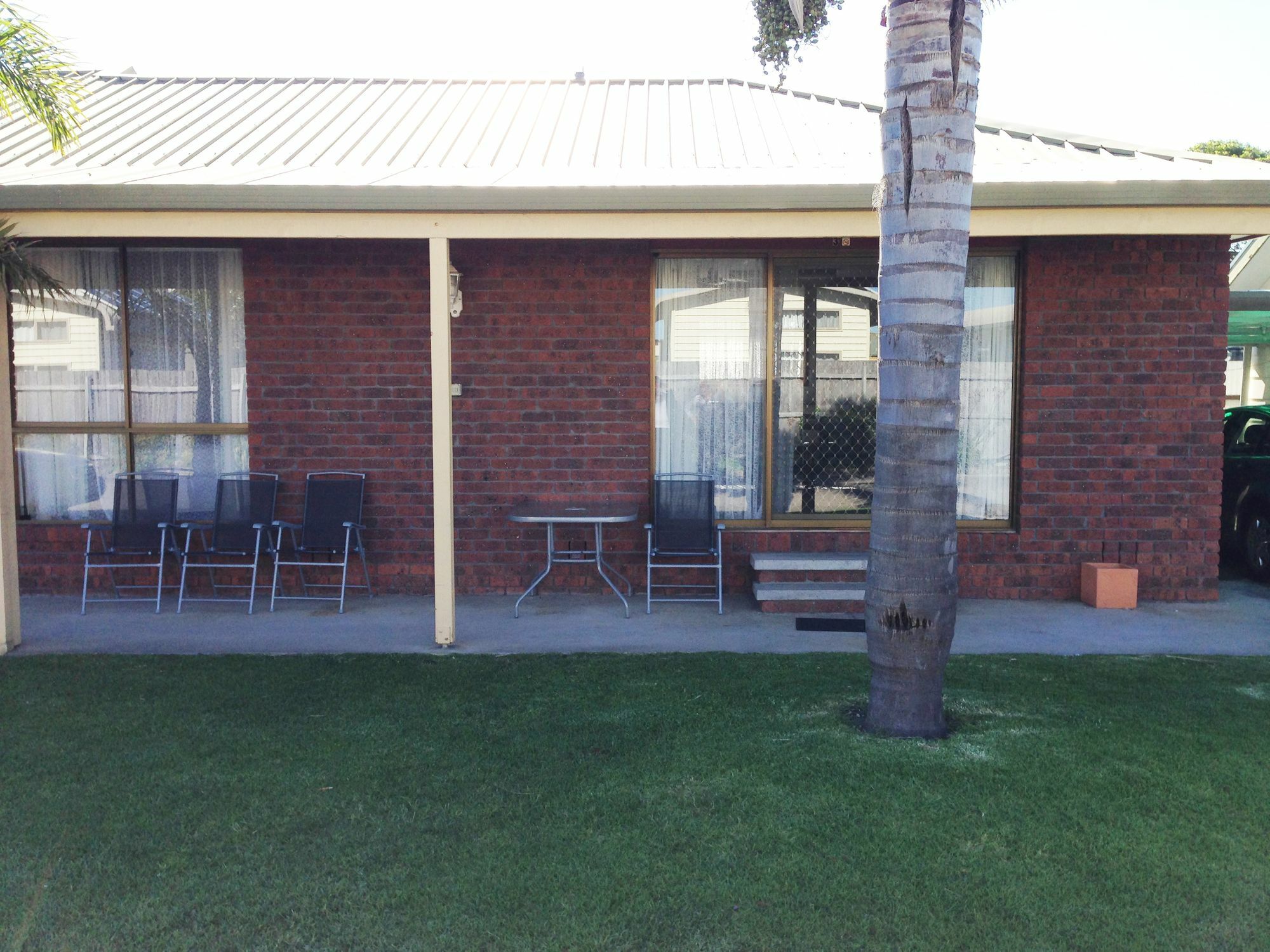 Lakes Jakaranda Holiday Units Lakes Entrance Ngoại thất bức ảnh